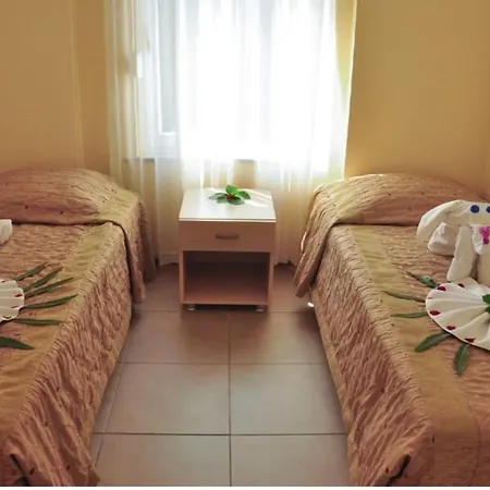 Golden Garden Aparts Апартаменты